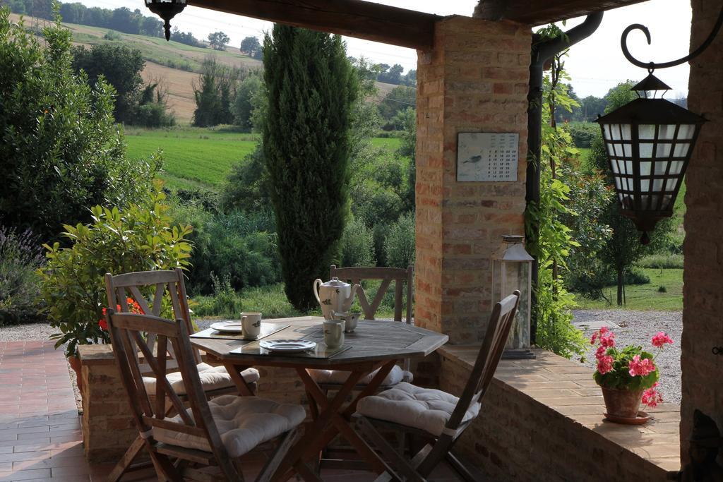 Casa Sorgente Bed and Breakfast San Costanzo Εξωτερικό φωτογραφία
